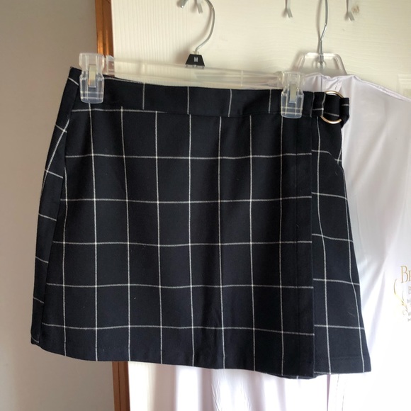 Navy skirt - Picture 1 of 6